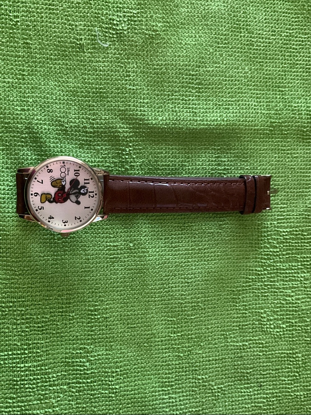 Disney Mickey Mouse Men's Watch Brown Strap Silver Case White Dial